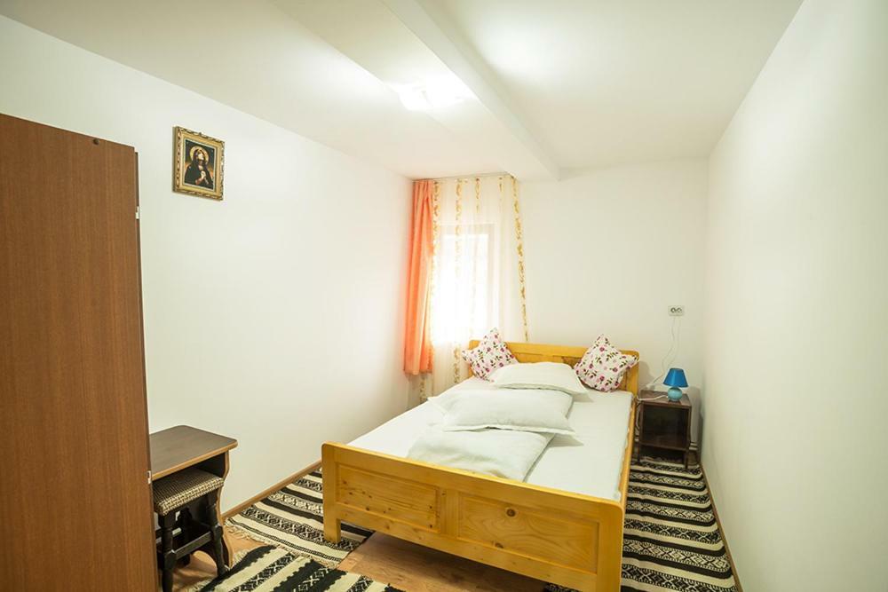 Casa Ionescu Ξενοδοχείο Sadova  Εξωτερικό φωτογραφία